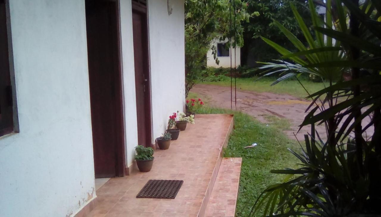 Leaf Guest House Gampola Kültér fotó